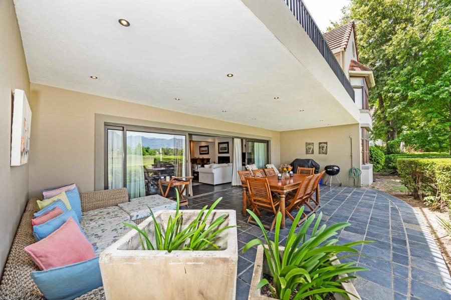 4 Bedroom Property for Sale in Boschenmeer Golf Country Estate Western Cape